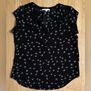 Fun 2 Fun Black/White Floral Sleeveless Blouse, Size S